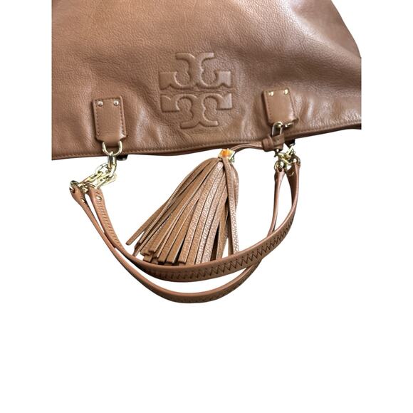 Tory Burch Thea Full Leather Tote in Royal Tan with Gold Chain and Tassel - Picture 7 of 8